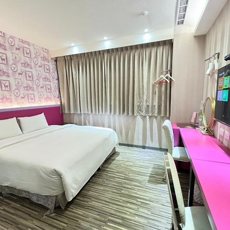 191 Hotel Taoyuan Exteriör bild