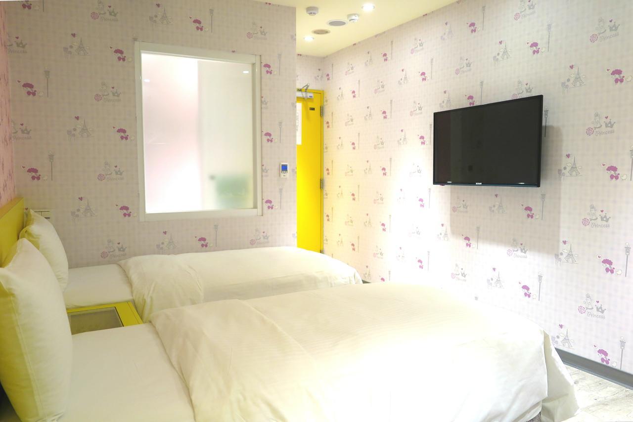 191 Hotel Taoyuan Exteriör bild